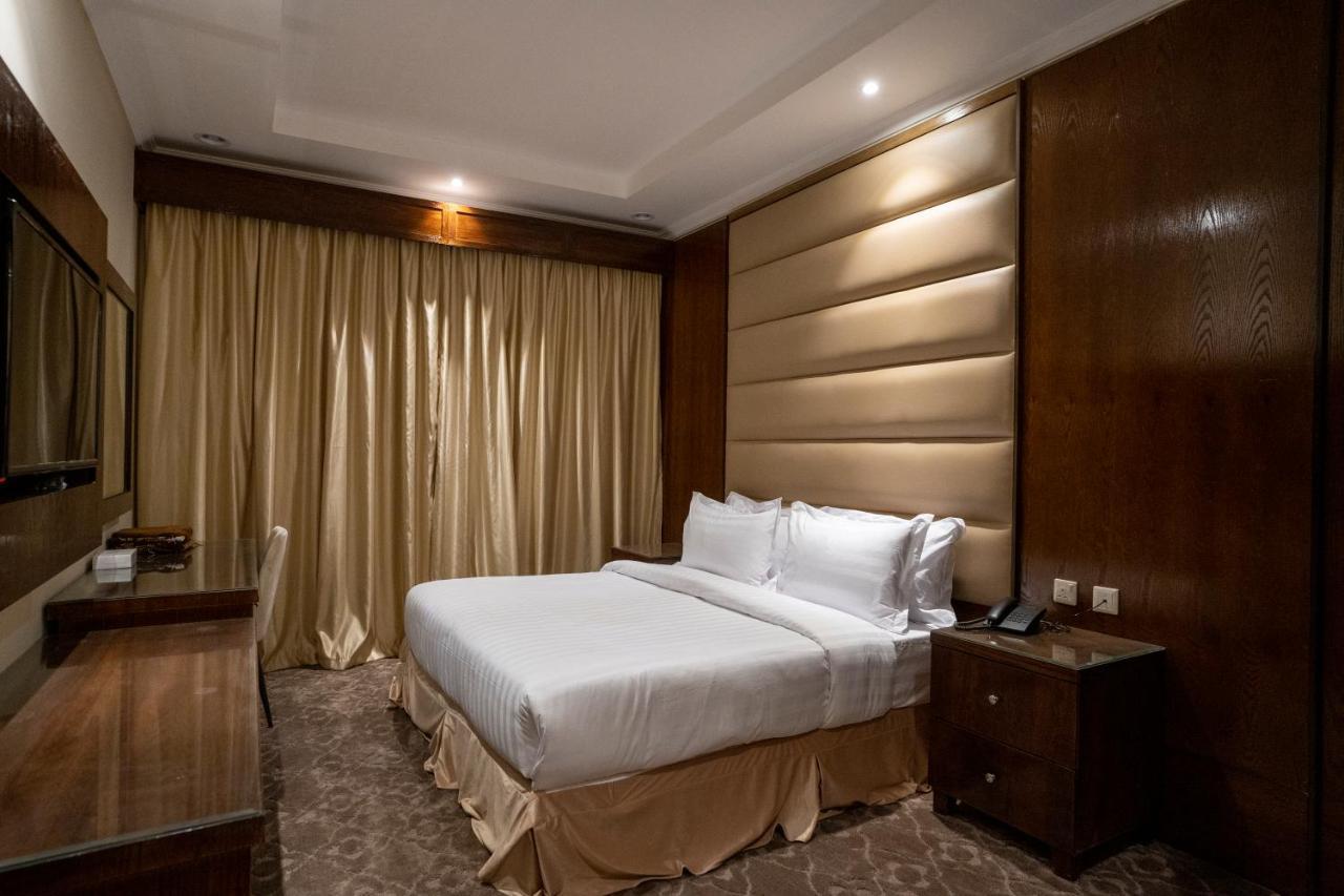 Safwa Taiba Suite اجنحة صفوة طيبه Medina Exterior foto